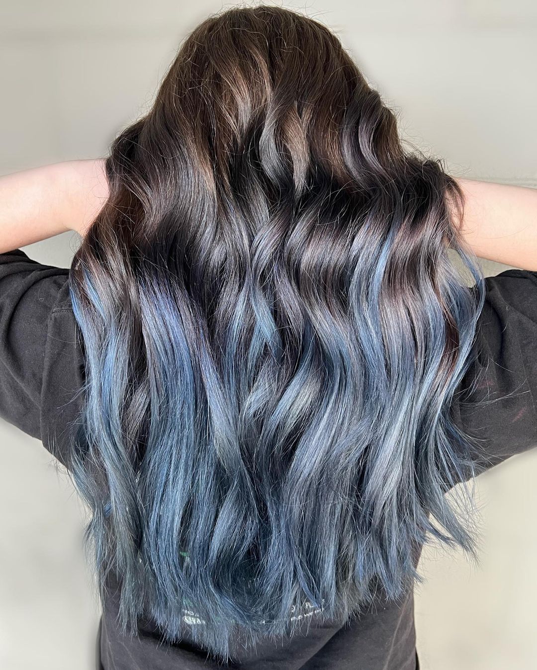 Long Wavy Silver Blue Ombre Hair