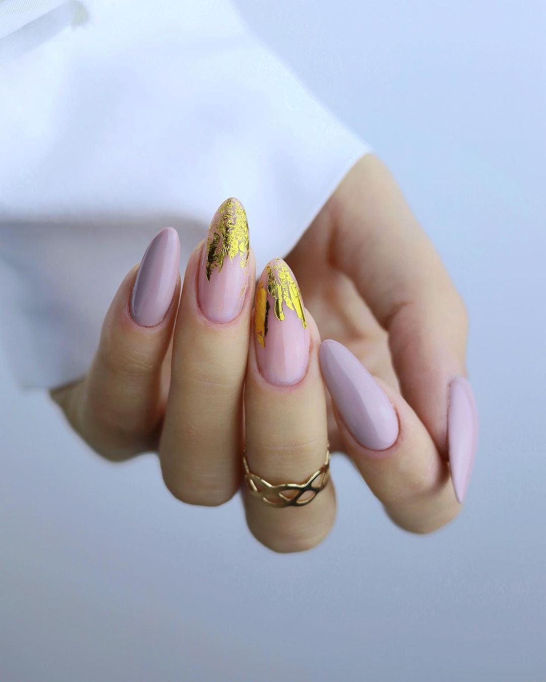 Long Round Gold Ombre Nails
