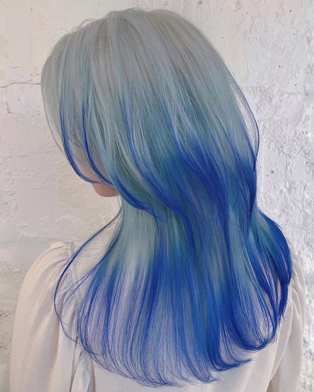 Blonde to Light Blue Reverse Ombre on Straight Hair