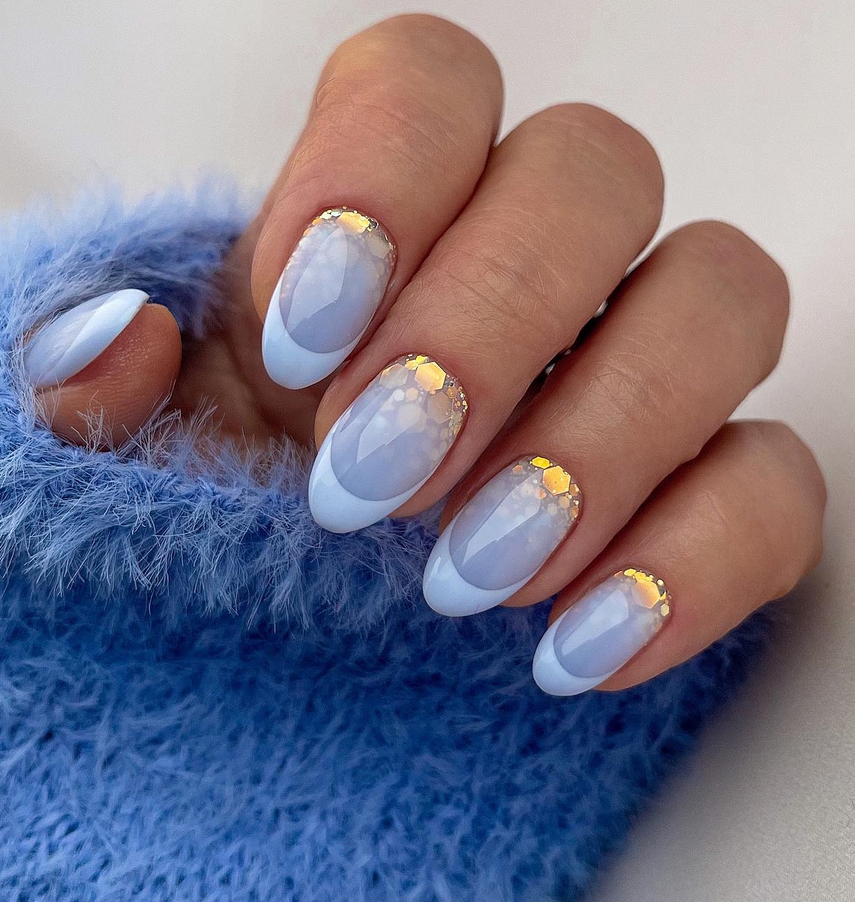 Almond-Shaped French Nails with Glitter