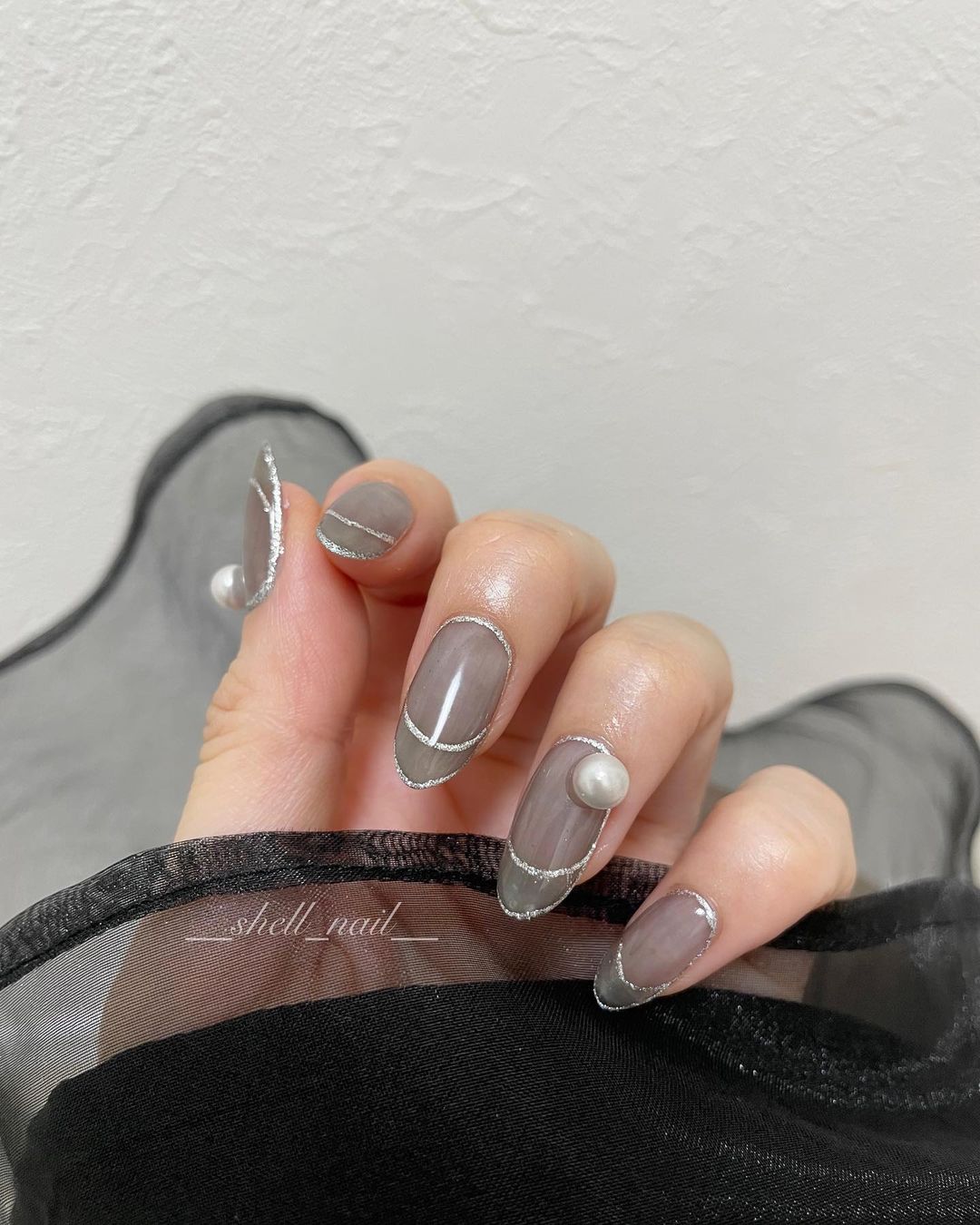 Gray Nails With Silver Line Design