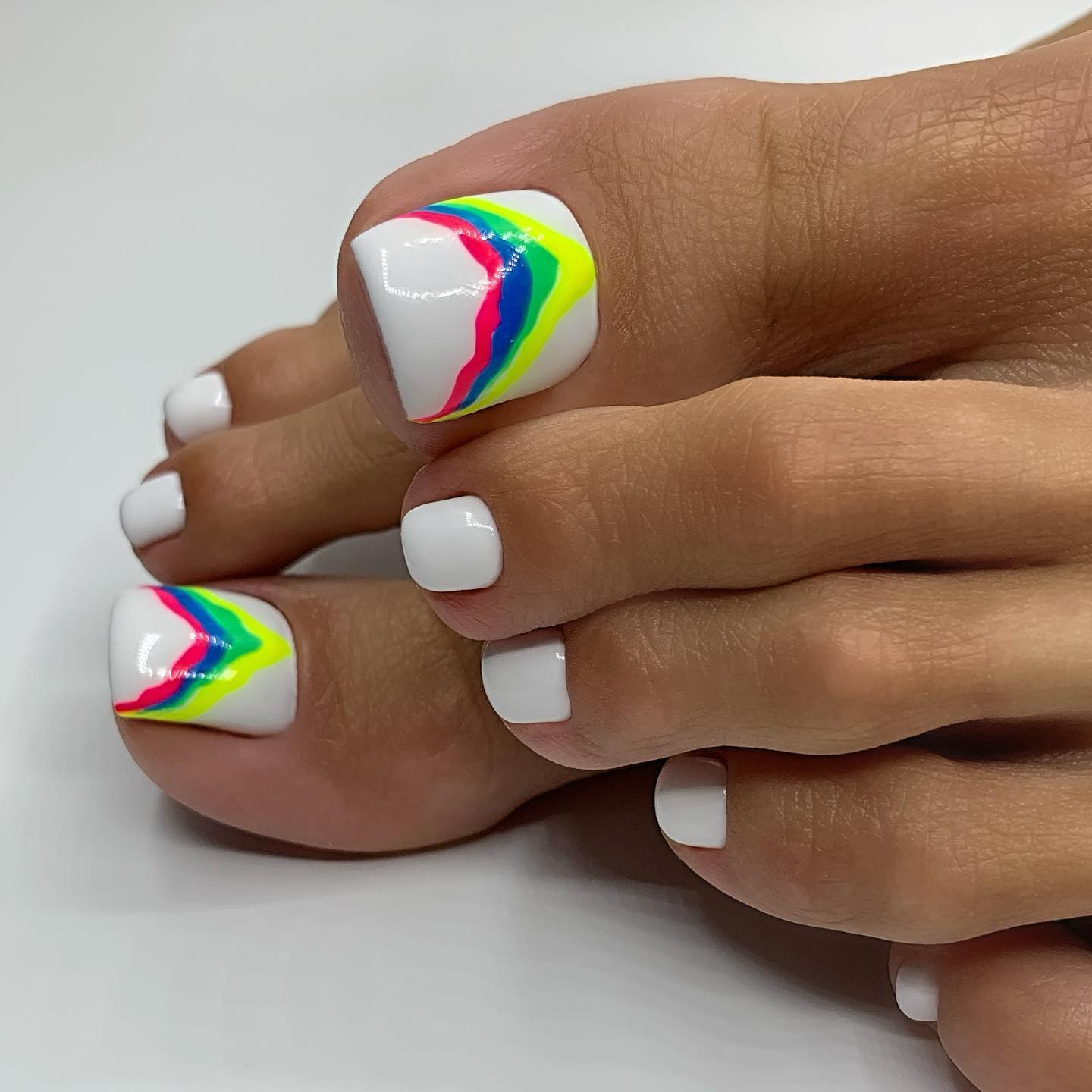 45 Pretty Toe Nails To Try In 2022 : Skittle Colour Toe Nails