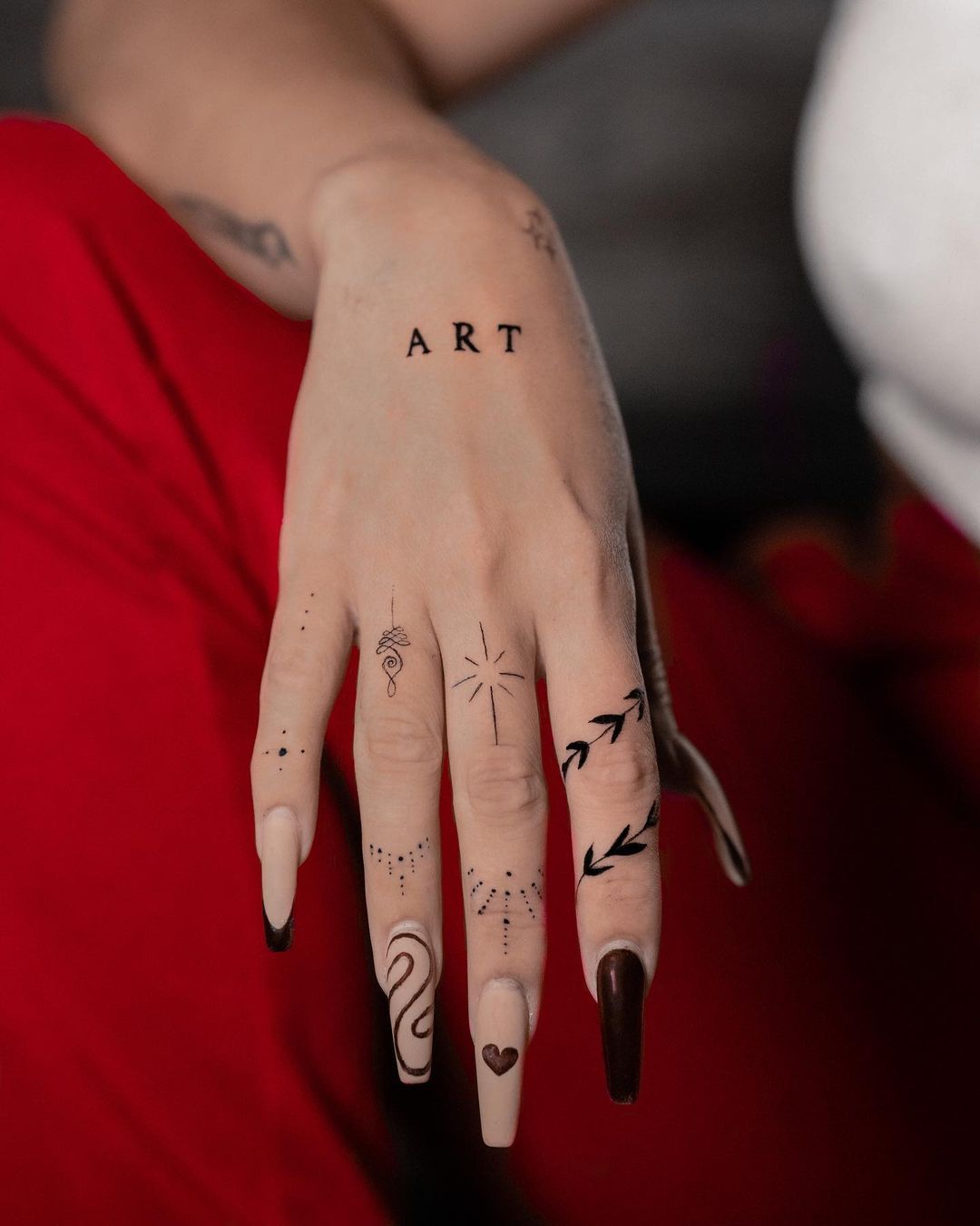 54 Great Finger Tattoo Ideas You Will Instantly Love - Hairstyle